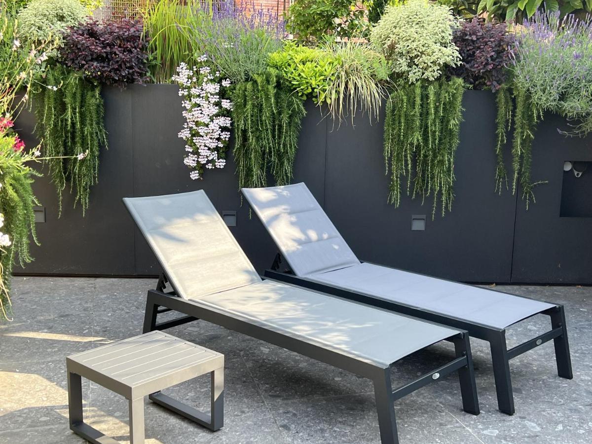 Luxury Lakefront Penthouse Lezzeno Exteriör bild